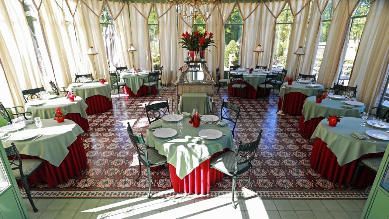 Chateau De Courcelles - Relais & Chateaux Zewnętrze zdjęcie