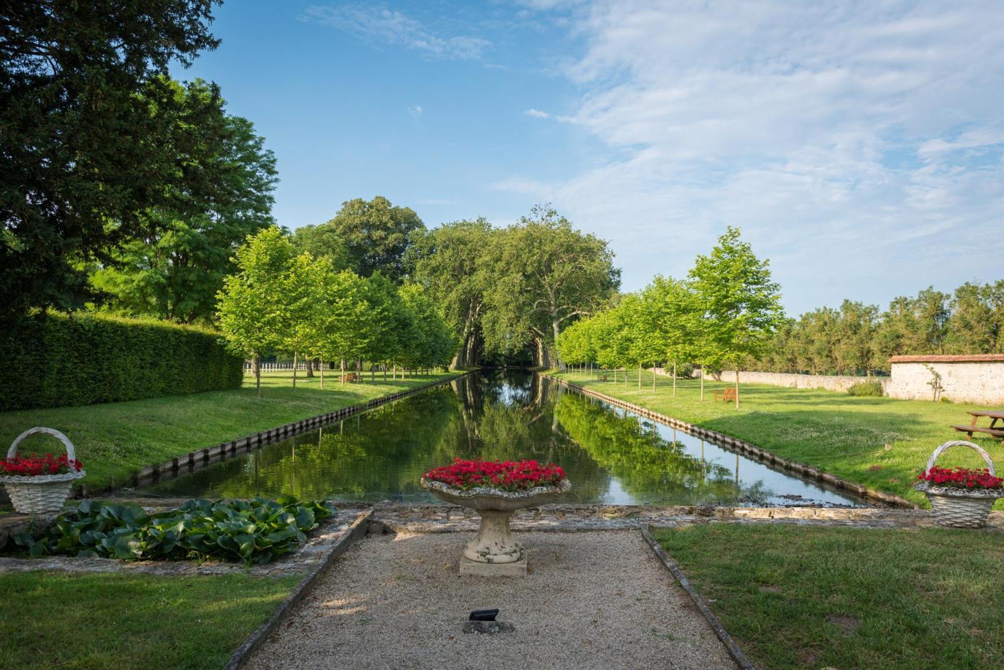Chateau De Courcelles - Relais & Chateaux Zewnętrze zdjęcie